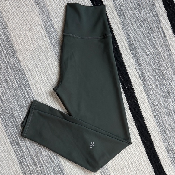 ALO Yoga Pants - NEW Alo Green High Waist Legging NWOT